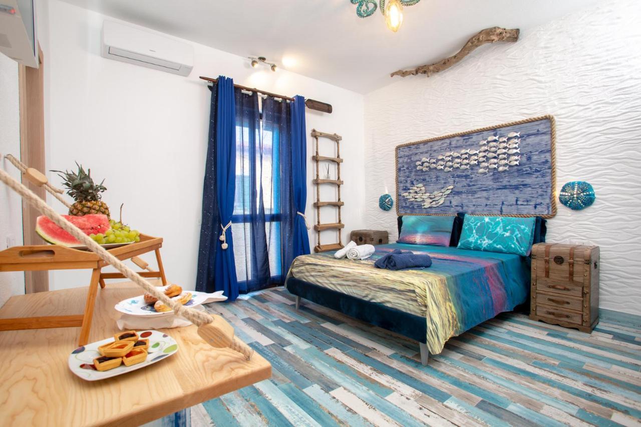 Отель Vincent House Санта-Тереза-Галлура Экстерьер фото