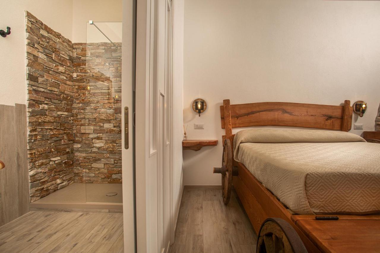 Отель Vincent House Санта-Тереза-Галлура Экстерьер фото